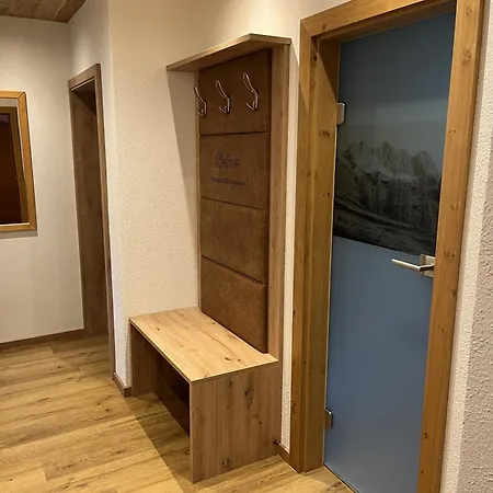 Hubner Apartment *